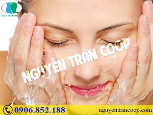 Trị mụn hiệu quả bắt đầu từ việc làm sạch da đúng cách