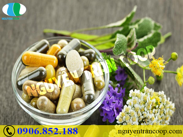 Rủi ro từ việc chữa bệnh gan bằng thảo dược trôi nổi